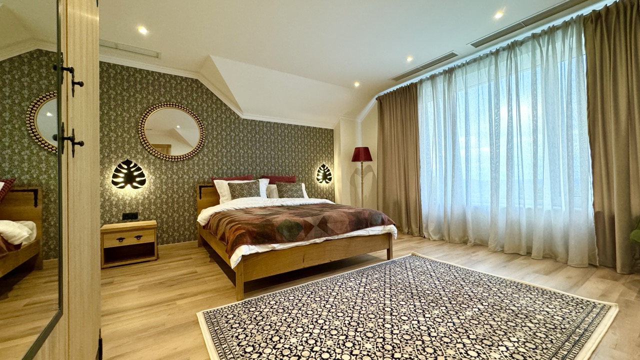 Camere amenajate cu drag pentru confortul tău